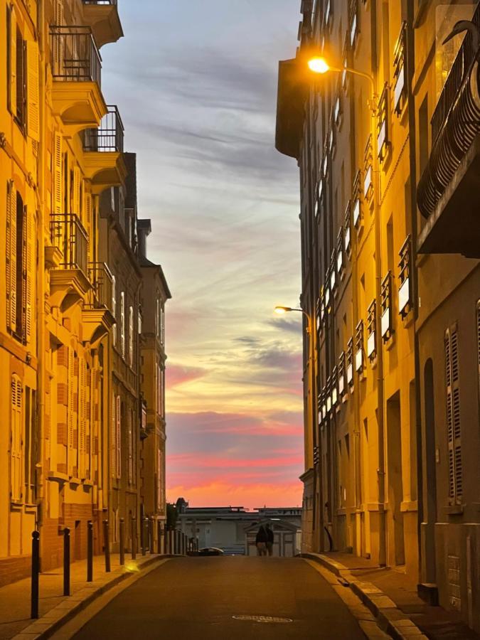 Townhouse Trouville - Appart'Hotel & Studios Exterior foto